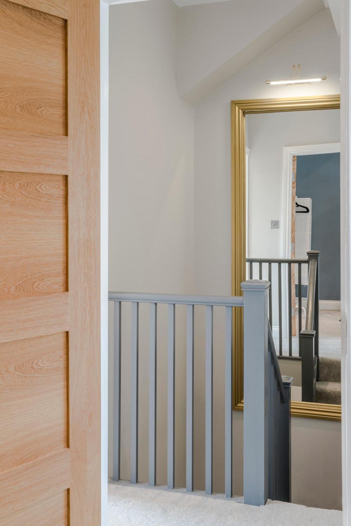 Stunning 3 Bed Duplex Apartment In The Heart Of West Hampstead London Exterior photo